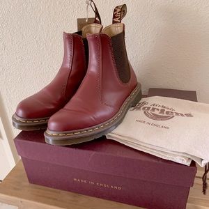 Dr. Martens Cherry Chelsea Boots 2976